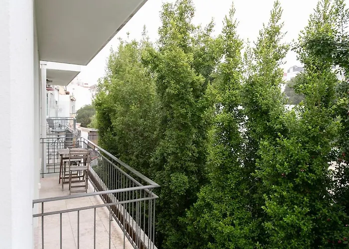 Duplex 2 Bdr, Parking And Balcony! شقة Lisboa