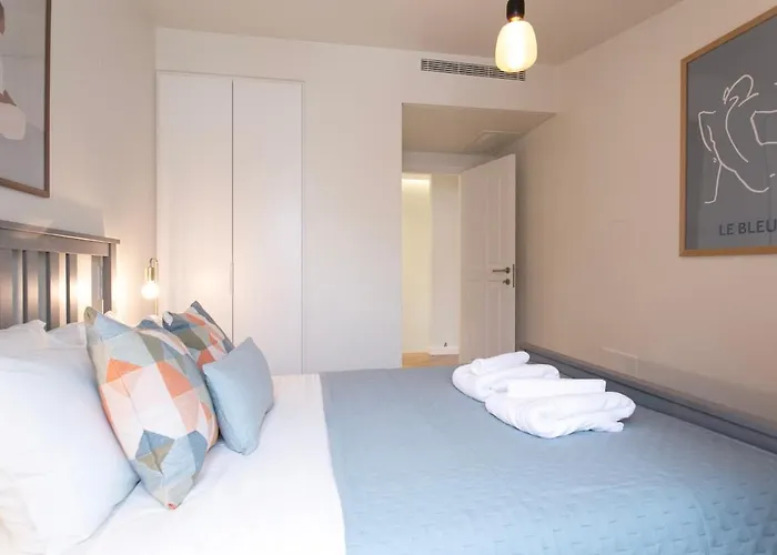 شقة Duplex 2 Bdr, Parking And Balcony! *