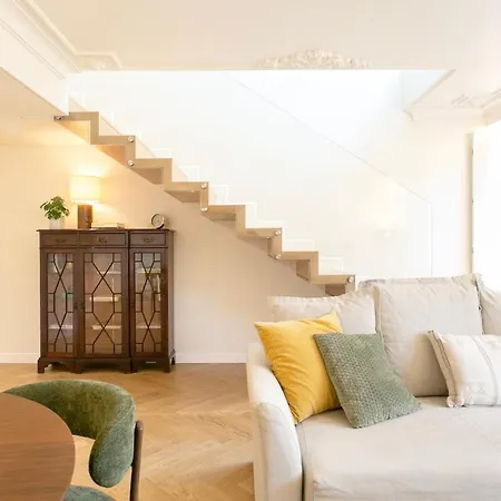 Διαμέρισμα Duplex 2 Bdr, Parking And Balcony! Lisboa
